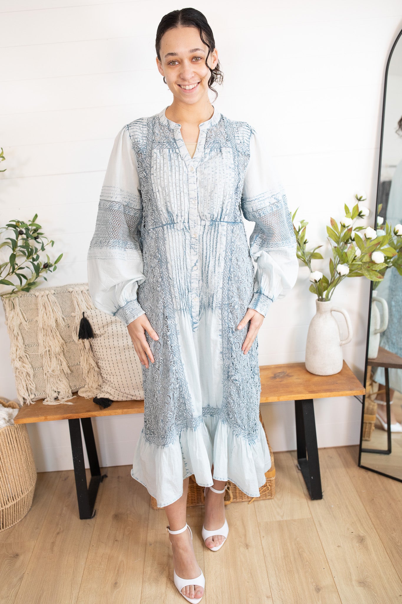 Juniper Lace Dress S / Denim Wash Juniper Lace Dress S / Denim Wash